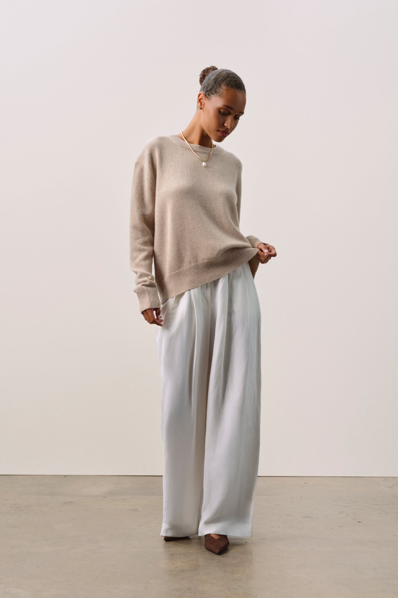 KAIA CREWNECK CASHMERE SWEATER