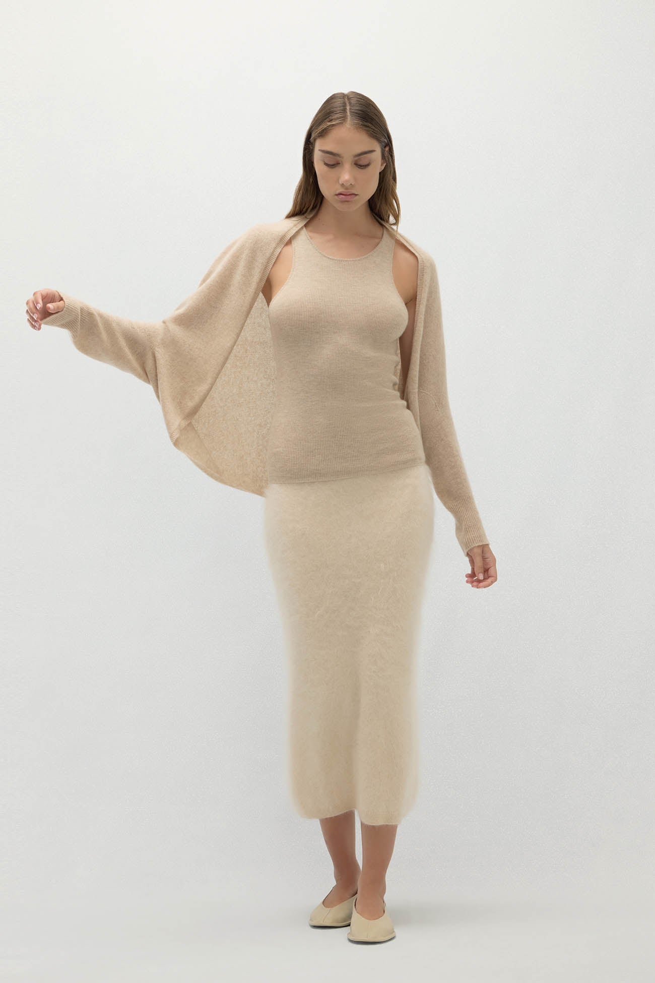 MELI FEATHERWEIGHT CASHMERE SHRUG