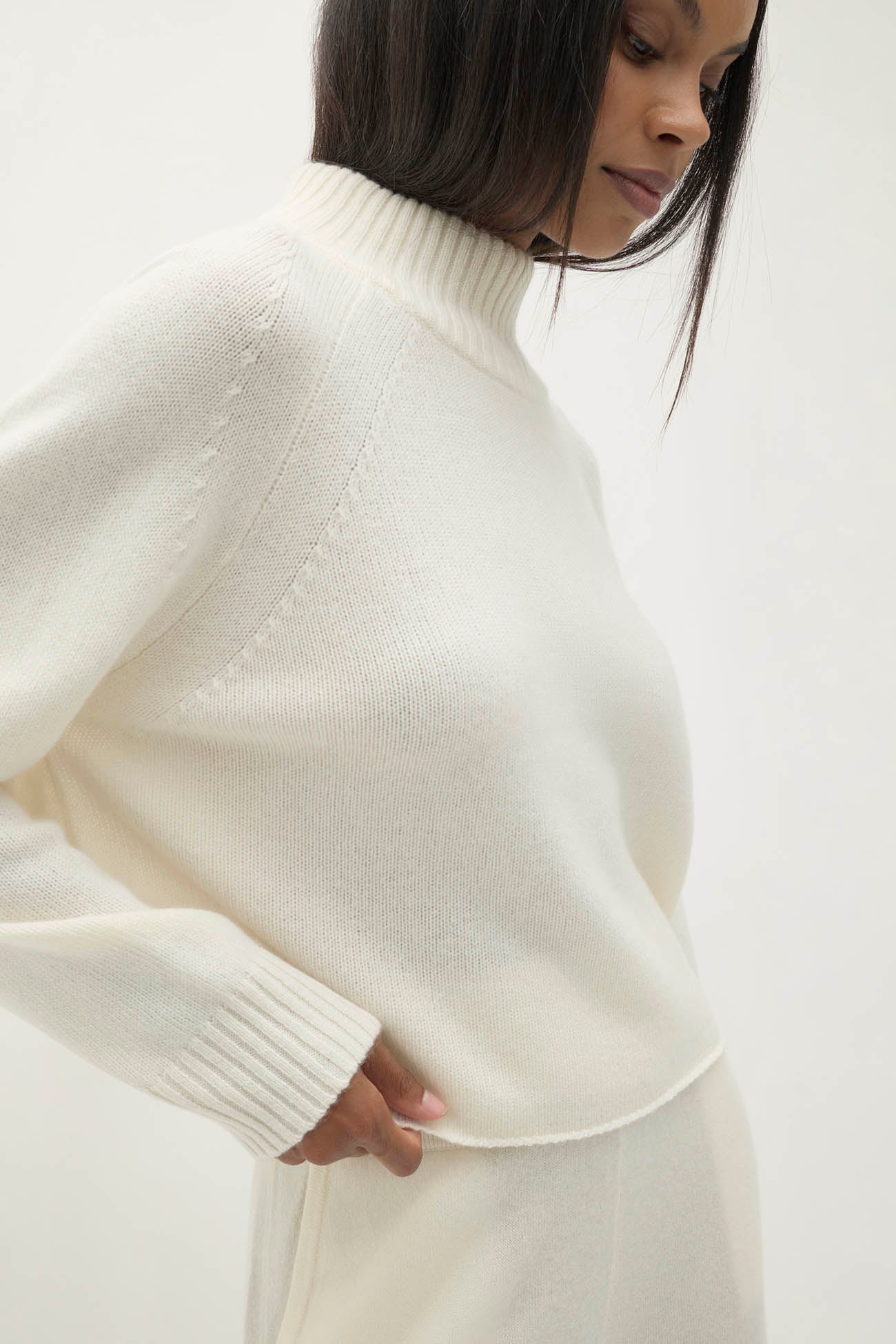 NOEMI CASHMERE MOCK NECK